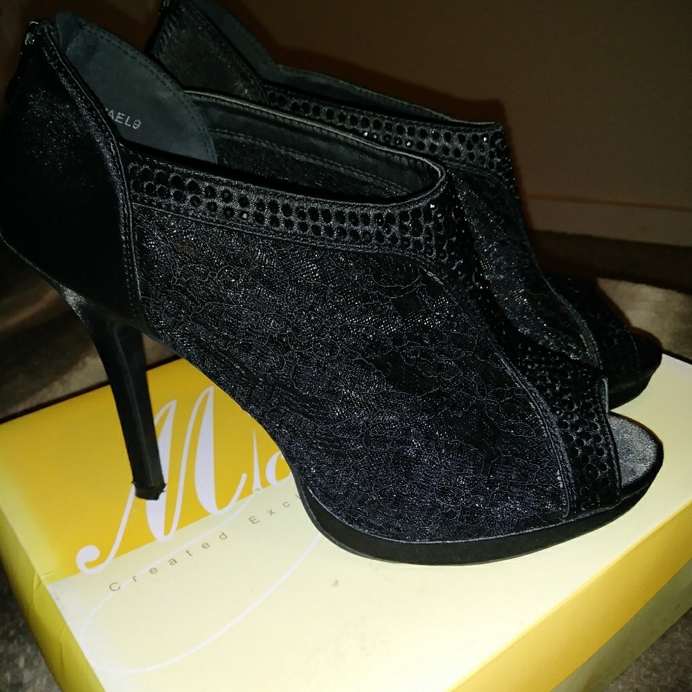 Black heels from davids bridal brand new